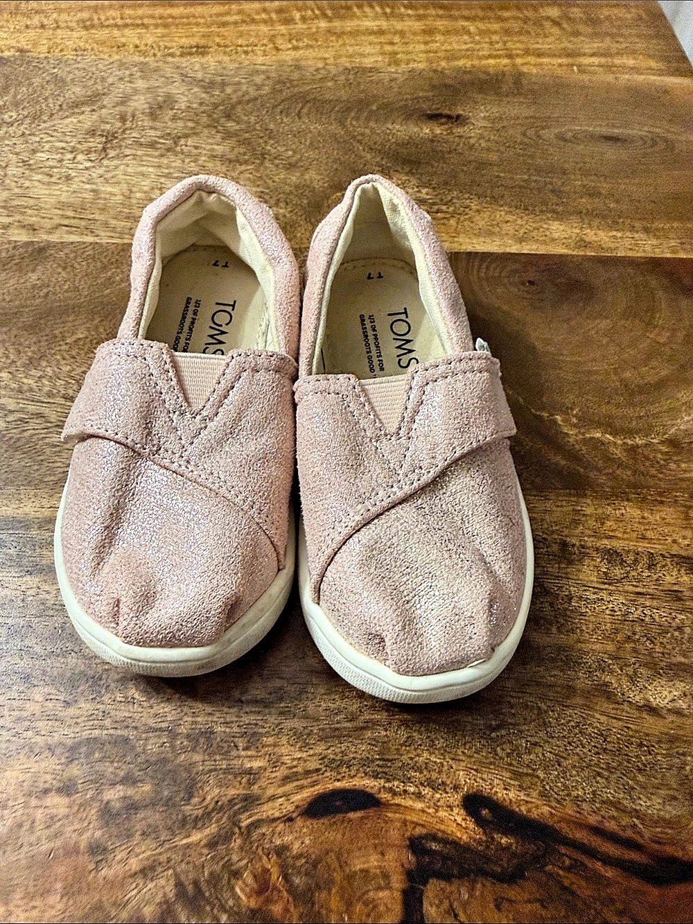 TOMS kids Metallic Slip-On Sneakers Pink US 7